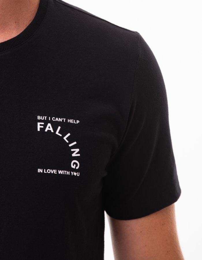 T-SHIRT ESSENCE FALLING