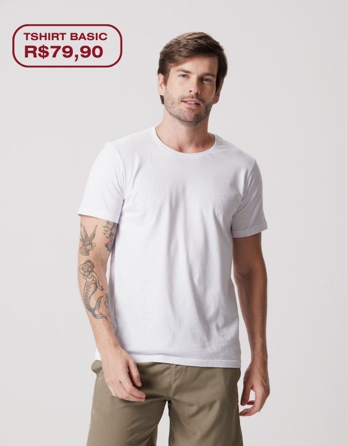 T-SHIRT BASIC COM SILK PEITO