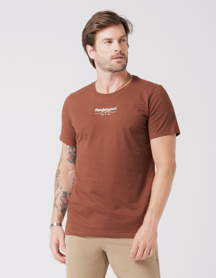 CAMISETA MANGA CURTA ESTAMPADA ESSENCE