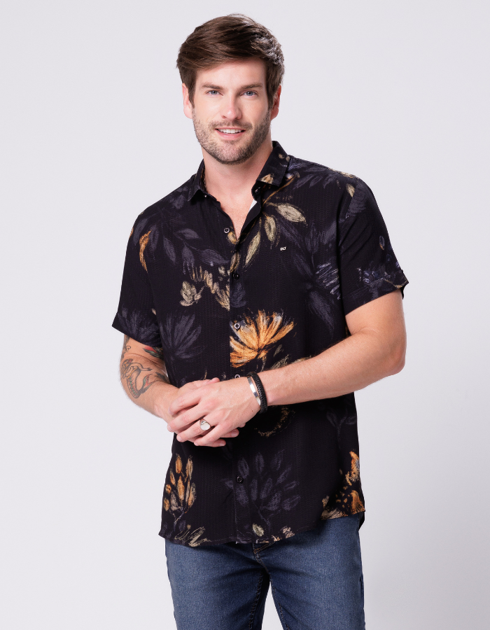 CAMISA MANGA CURTA ESTAMPADA FOLHAGEM