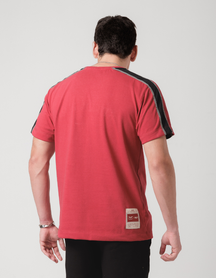 CAMISETA MANGA CURTA BORDADO COLLAB FAC