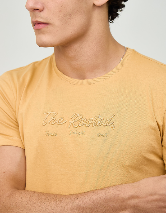 CAMISETA MANGA CURTA ESTAMPADA ESSENCE