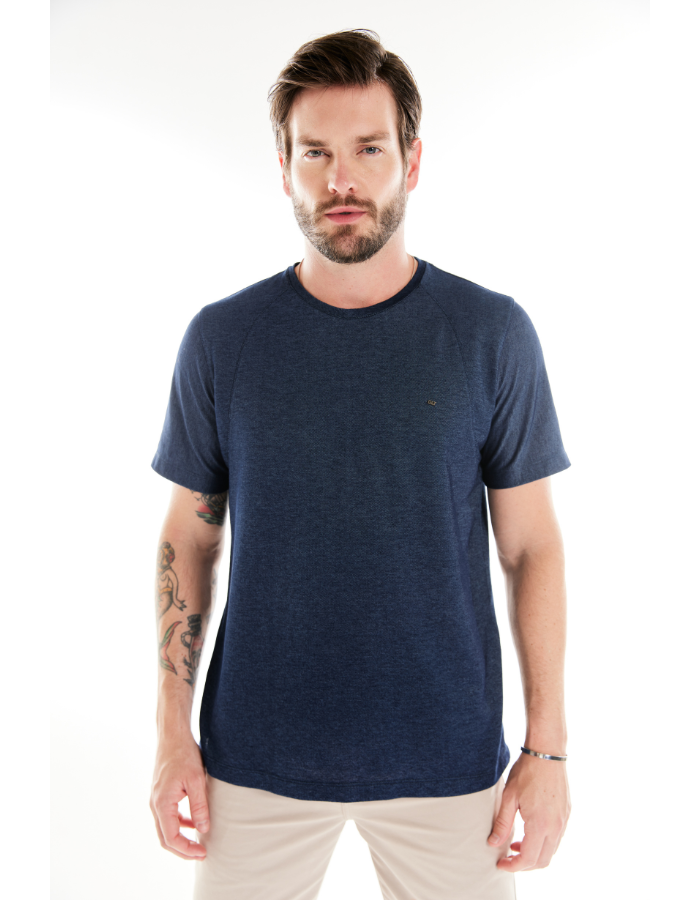 T-SHIRT DIFERENCIADA DENIM