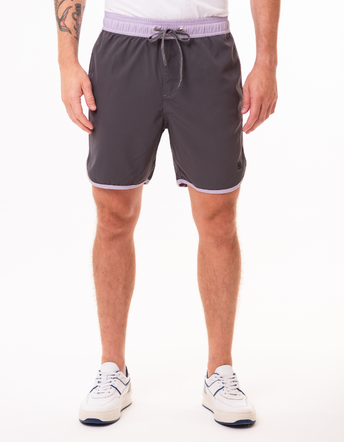 SHORT SUMMER COM VIES