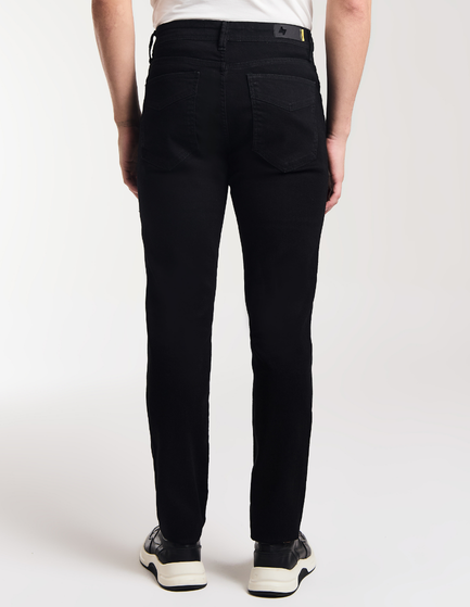 CALÇA JEANS LISA TOTAL BLACK