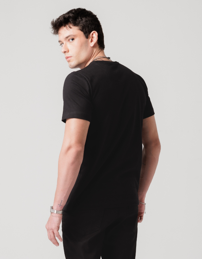 CAMISETA MANGA CURTA ESTAMPADA ESSENCE