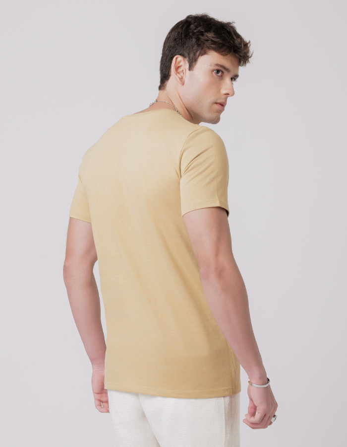 CAMISETA MANGA CURTA ESTAMPADA ESSENCE
