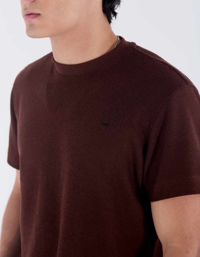 CAMISETA MANGA CURTA TEXTURIZADA MILOS