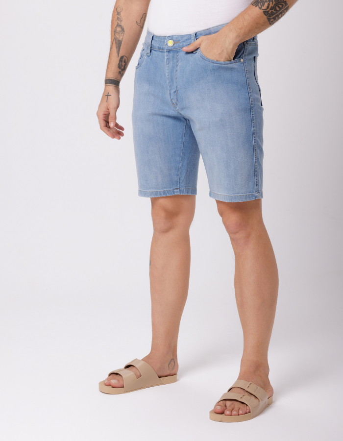 BERMUDA JEANS COM ELASTANO