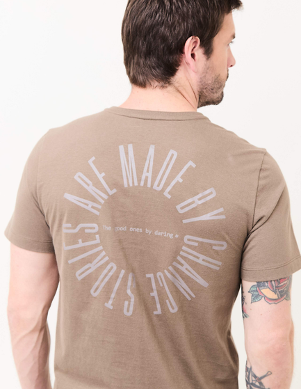 CAMISETA MANGA CURTA ESTAMPADA ESSENCE