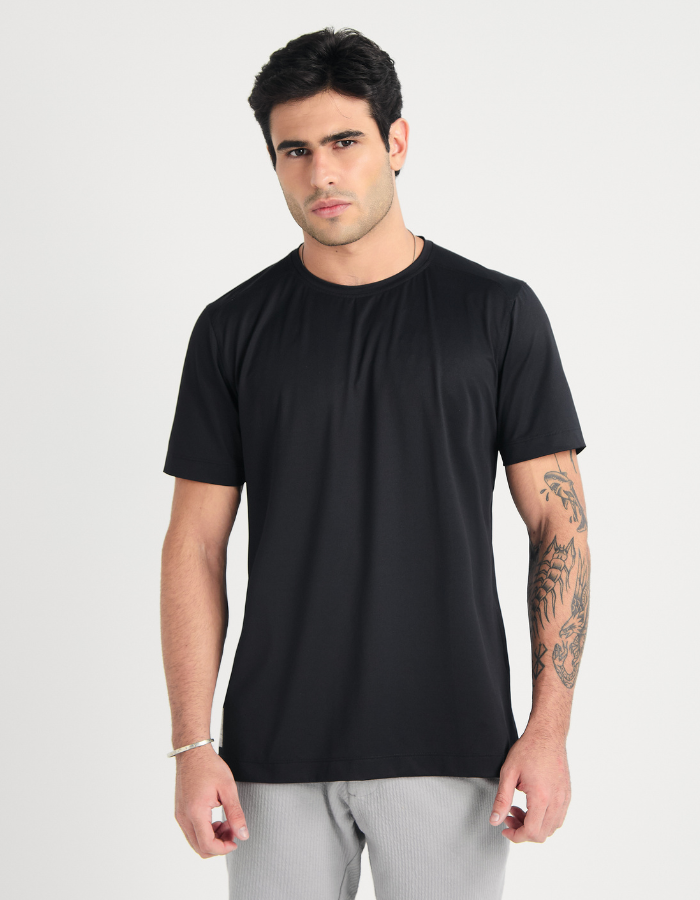 CAMISETA MANGA CURTA LISA VALENTINO III