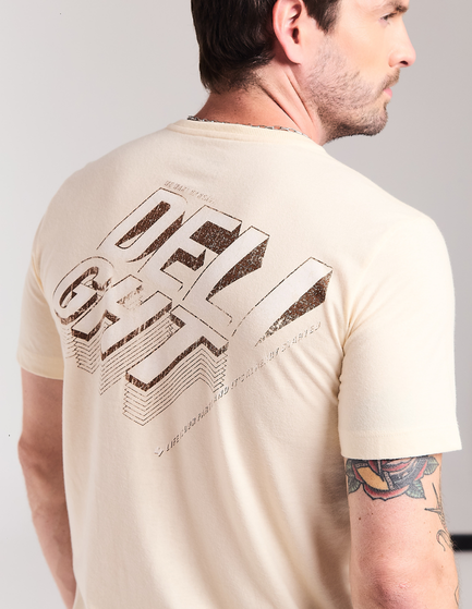 CAMISETA MANGA CURTA ESTAMPADA ESSENCE