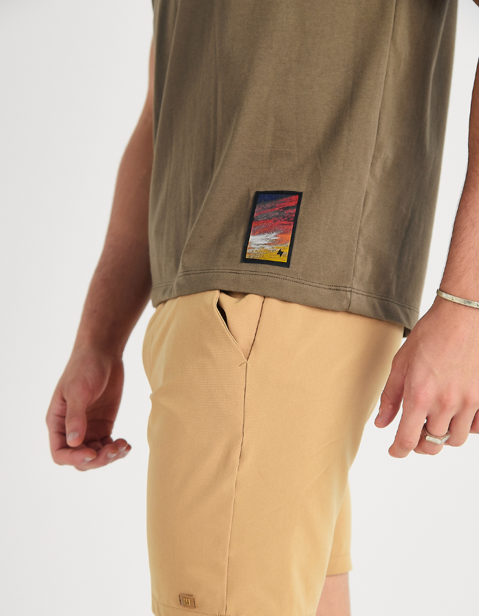 CAMISETA MANGA CURTA ESTAMPADA ESSENCE