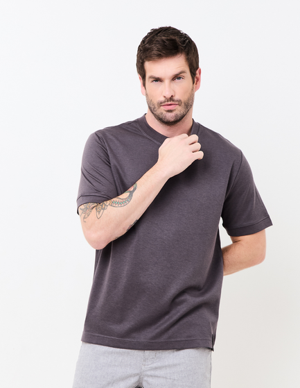 CAMISETA MANGA CURTA LISA OVER
