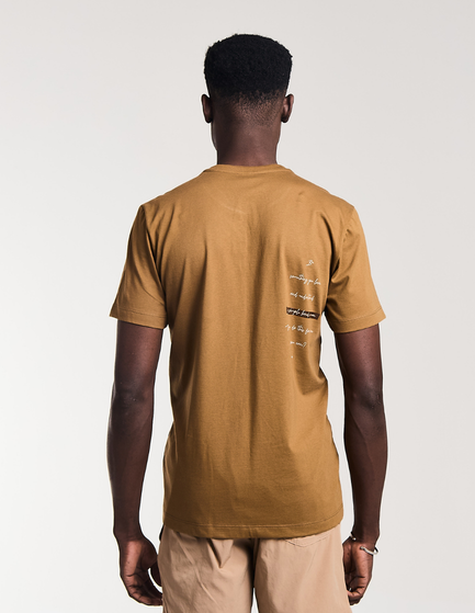CAMISETA MANGA CURTA ESTAMPADA ESSENCE