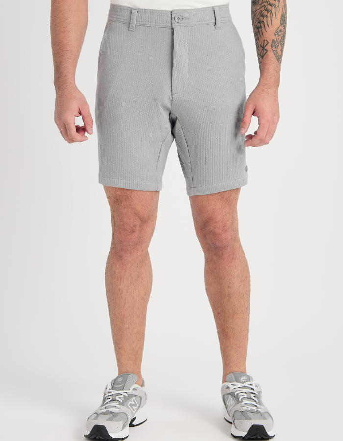 BERMUDA ALFAIATARIA LISO