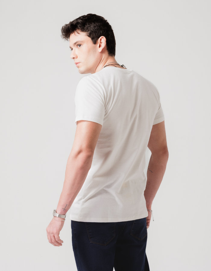 CAMISETA MANGA CURTA ESTAMPADA ESSENCE