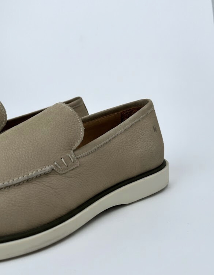 TENIS COURO - VOG001