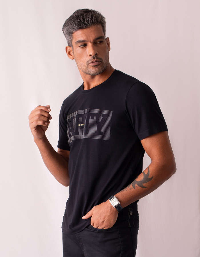 CAMISETA MANGA CURTA ESTAMPADA PREMIUM