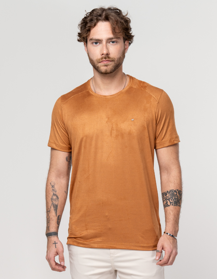 T-SHIRT DIFERENCIADA SUED