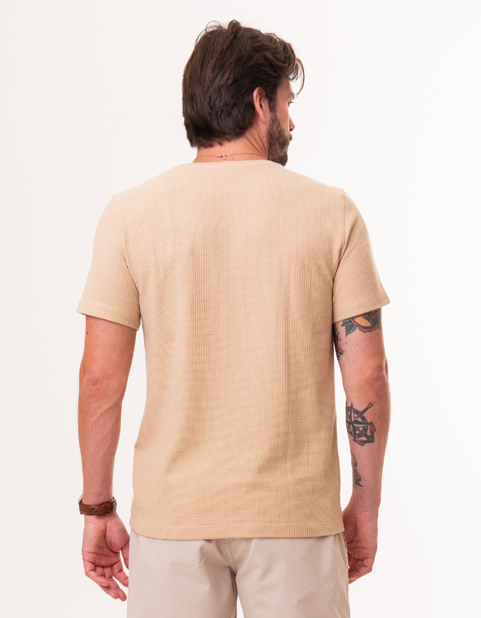 T-SHIRT DIFERENCIADA TRICOT