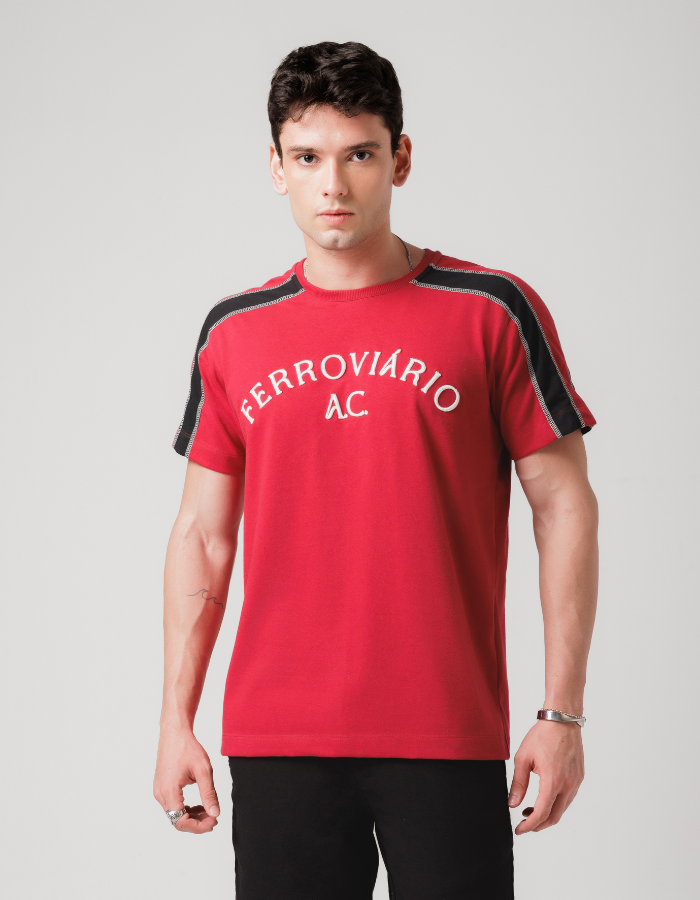 CAMISETA MANGA CURTA BORDADO COLLAB FAC