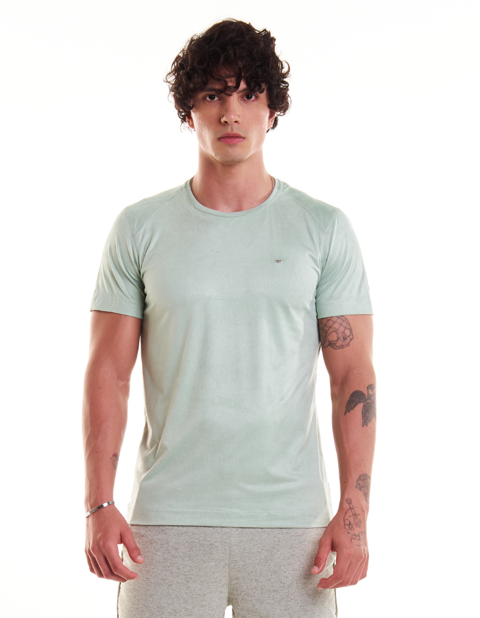 T-SHIRT DIFERENCIADA MICRO SUEDE